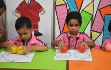 Fun Learning in Nursery – Bilateral Coordination Activity (3) Fun Learning in Nursery – Bilateral Coordination Activity (3)