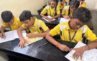 Young Entrepreneurs at Work Class 8 Brochure Making Activity (4) Young Entrepreneurs at Work Class 8 Brochure Making Activity (4)