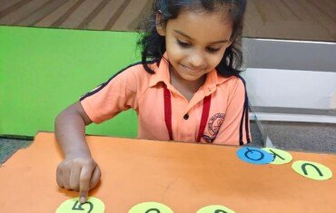 Word Building Activity – KG II (4) Word Building Activity – KG II (4)